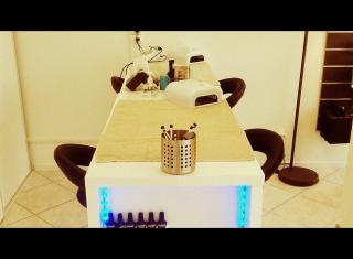 Salon de Manucure You & Beauty 0