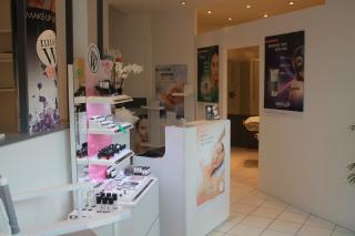 Salon de Manucure MLP Esthétique 0