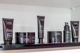 Salon de Manucure Beauty N' Style 0