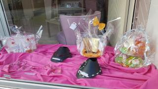 Salon de Manucure Comme Une Evidence Institut De Beauté 0