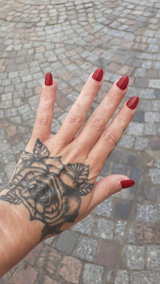 Salon de Manucure PRETTY BAR A ONGLES 0