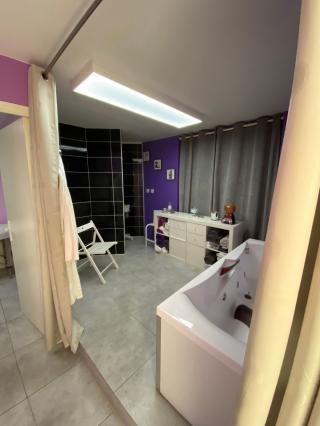 Salon de Manucure Est'hé Beauté - Epilation définitive, Minceur & Anti-âge 0