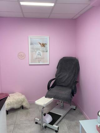 Salon de Manucure Est'hé Beauté - Epilation définitive, Minceur & Anti-âge 0
