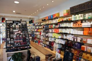 Salon de Manucure L'Aurore Parfums 0