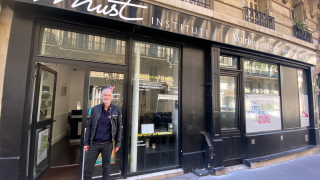 Salon de Manucure Must Institute 0