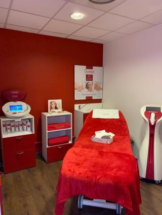 Salon de Manucure Institut Guinot 2