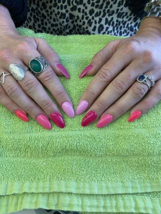 Salon de Manucure Nail Vyvy 0