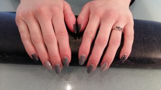 Salon de Manucure Onglez-vous 0