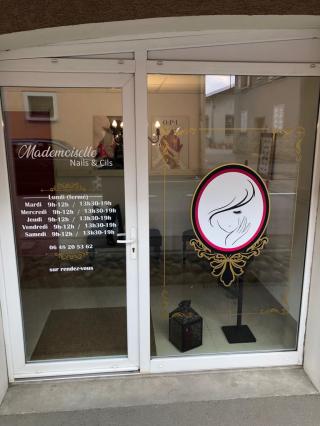 Salon de Manucure Mademoiselle K 0
