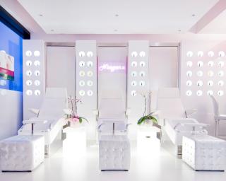 Salon de Manucure Niagara - Centre de Beauté 0