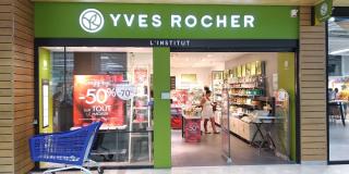 Salon de Manucure Yves Rocher 1