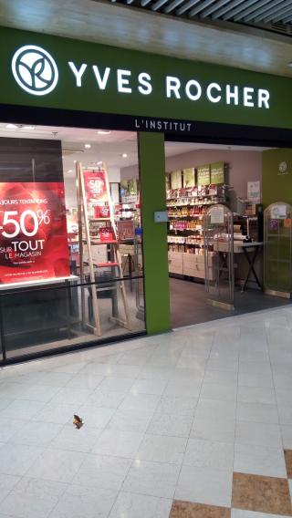 Salon de Manucure Yves Rocher 0