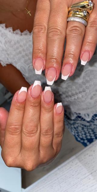 Salon de Manucure Elyanails M’nails 83 0