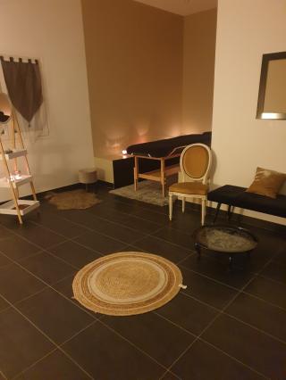 Salon de Manucure Massage Bien Etre Lyon 0