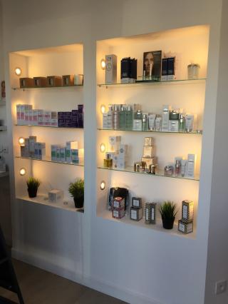 Salon de Manucure Pearl artisan de beauté 0