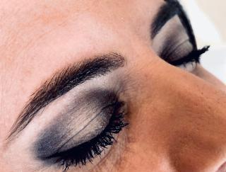 Salon de Manucure L'ESSENTIELLE - INSTITUT DE BEAUTE 0