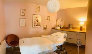 Salon de Manucure Dermopeel 0