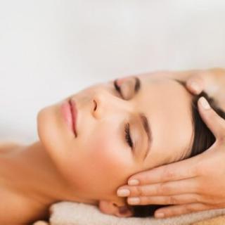 Salon de Manucure Institut de Beauté Corinne Blaineau Esthétique 0