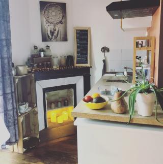 Salon de Manucure L'Atelier d'Emilie, Bien-être Énergétique & Organiques : Soins Visage et Corps 100% Végétal, Massages & Soins Énergétiques 0