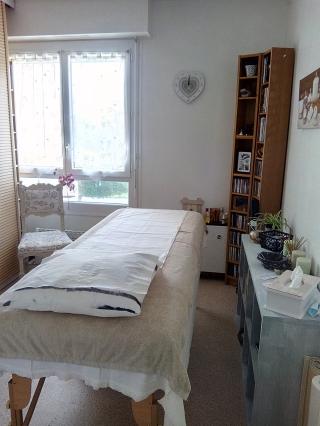 Salon de Manucure MARISA FOURE - A FLEUR DE REIKI 1