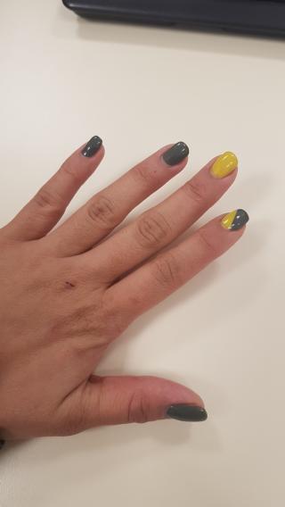 Salon de Manucure Salon Beauté Fougères - L’Atelier les diZ’ongles 0