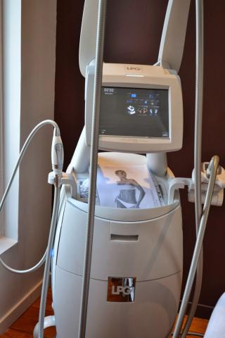 Salon de Manucure bambloo Roanne 0