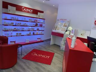 Salon de Manucure Institut Guinot 0