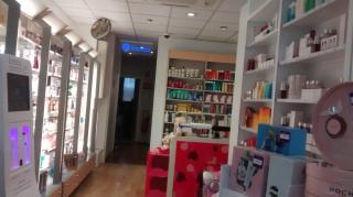 Salon de Manucure Marionnaud - Parfumerie & Institut 2