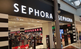 Salon de Manucure Bar à Sourcils - Benefit Brow Bar Villiers en Bière 0