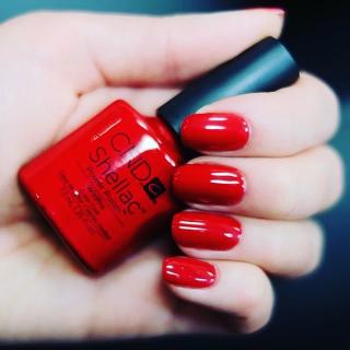 Salon de Manucure Camille Albane - Coiffeur St Omer 0