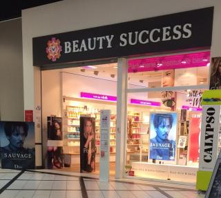 Salon de Manucure Beauty Success 0