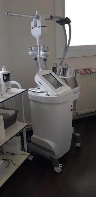 Salon de Manucure Esthétic Center 0