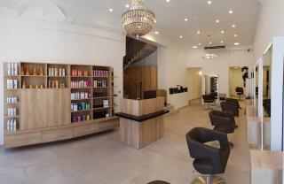 Salon de Manucure Le salon 0