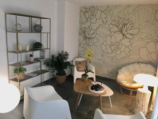 Salon de Manucure Absolu Spa 0