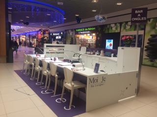 Salon de Manucure Moi Je - Bar à Ongles / Nail Bar Hyères 0