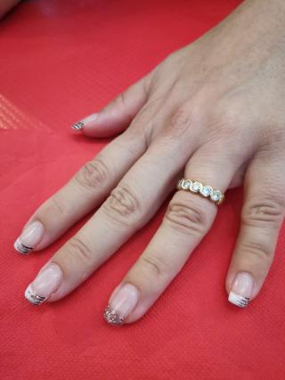 Salon de Manucure L'instant Beauté 0