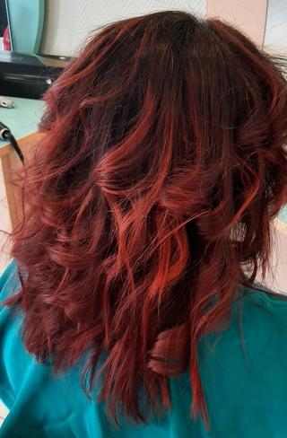 Salon de Manucure Tchip Coiffure Pontault-Combault 0