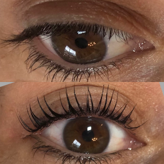 Salon de Manucure Le Temps D’une Pose 0