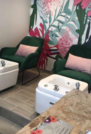 Salon de Manucure Salomé - Maison de beauté 0