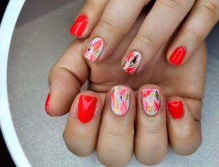 Salon de Manucure La Petite Fée des Ongles 0