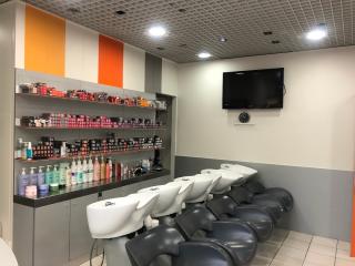 Salon de Manucure Fabio Salsa - Coiffeur Epernay 0
