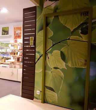 Salon de Manucure Yves Rocher 0