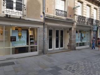 Salon de Manucure Yves Rocher 0