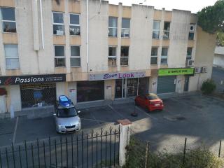 Salon de Manucure EVER LOOK 2