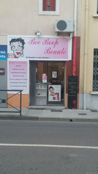 Salon de Manucure BeeBoop Beauté 0