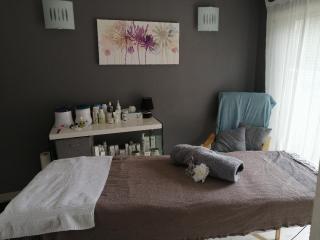 Salon de Manucure Corps&Ame à domicile 0