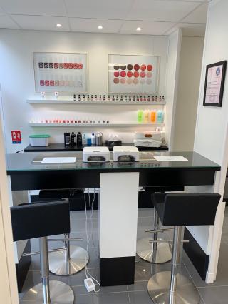 Salon de Manucure Institut de beauté Bodyminute / Nailminute 2