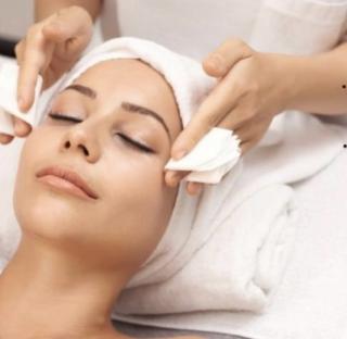 Salon de Manucure L'amour de soie 0