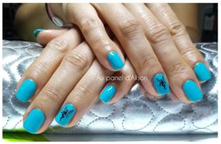 Salon de Manucure Au panel d'Alison Cils Onglerie & Soins Relaxants à domicile 0