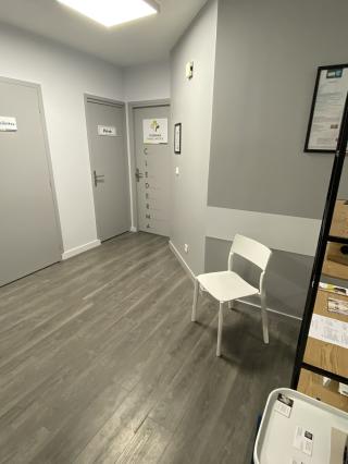 Salon de Manucure CLEDERMA : Centre laser et esthétique du Val de Saône 0